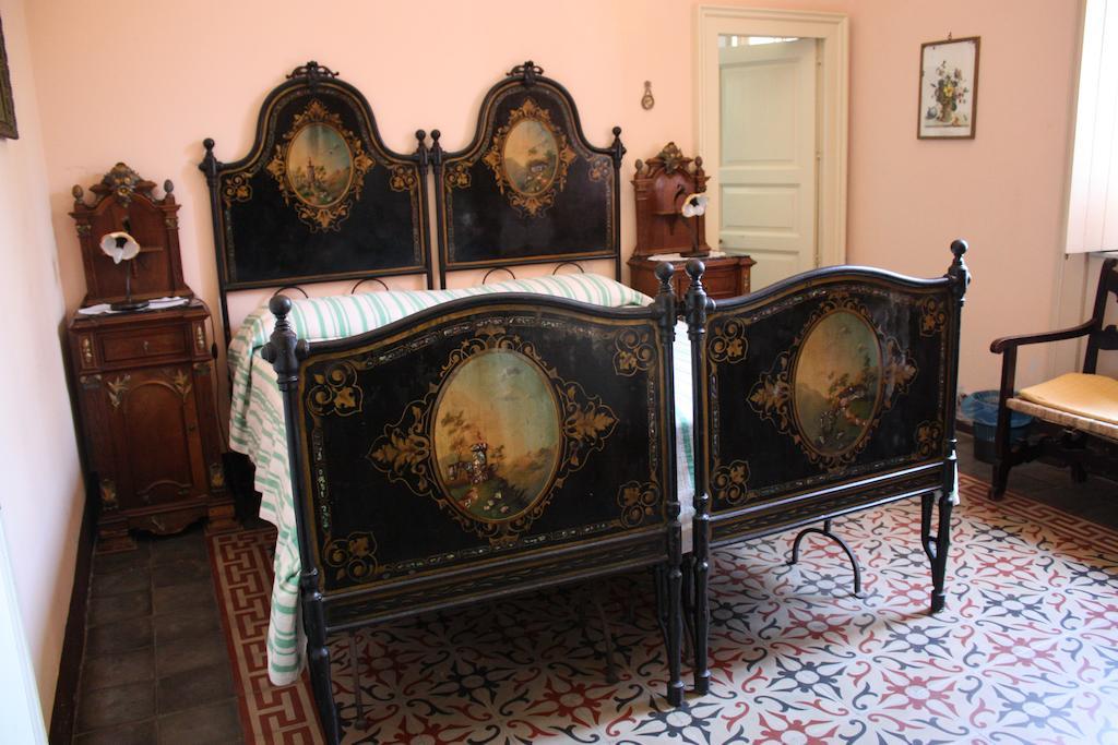 B&B Sotto I Pini Zafferana Etnea Quarto foto